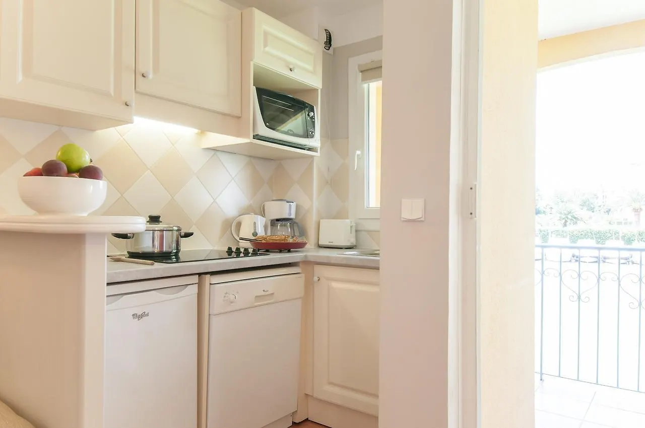 Residence Pierre & Vacances Les Rives De Cannes Mandelieu 3*, Mandelieu-la-Napoule France
